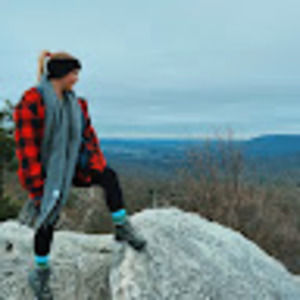 Meet your Posher, Caitlyn